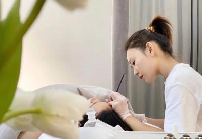 深圳哪家纹绣学校好？